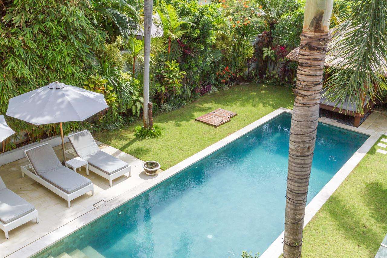 Villa Pierrot Seminyak Exterior foto